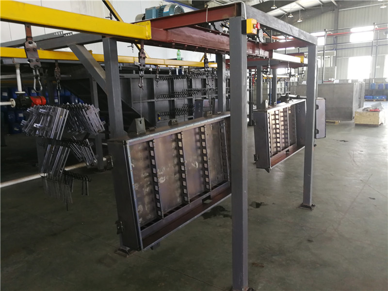 12新能源(yuán)汽車部件浸(jìn)泡電泳陶化(huà)